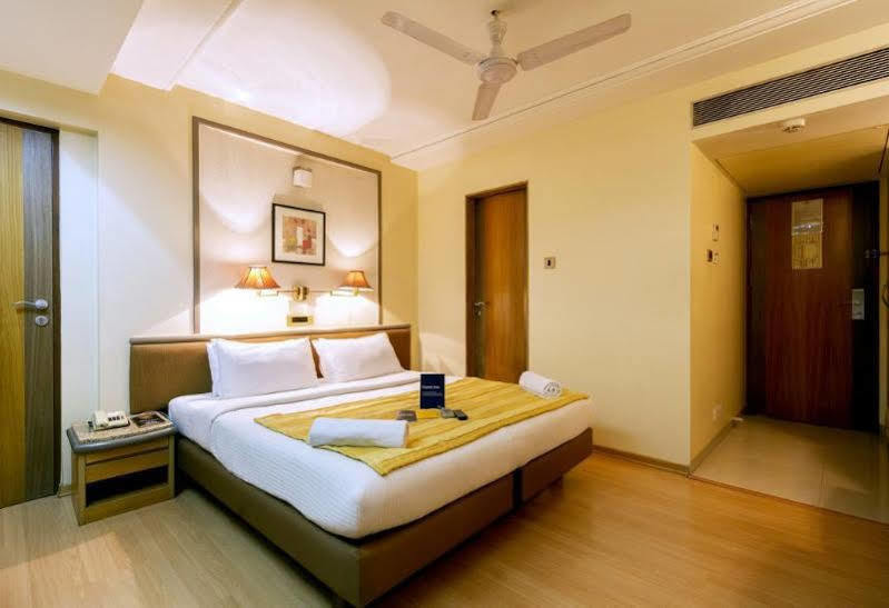 Hotel Gandharva Shivajinagar Pune Eksteriør bilde