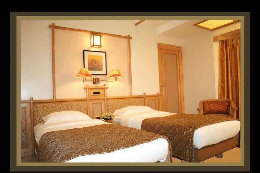 Hotel Gandharva Shivajinagar Pune Eksteriør bilde